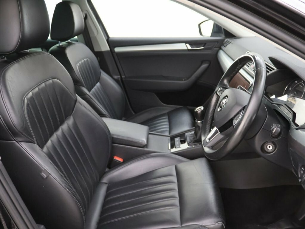 Skoda Superb Superb Se Technology Tsi S-a White #9