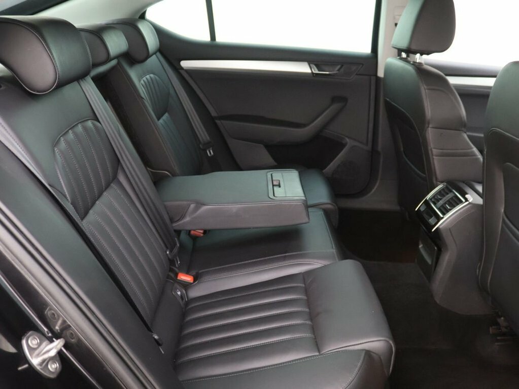 Skoda Superb Superb Se Technology Tsi S-a White #14