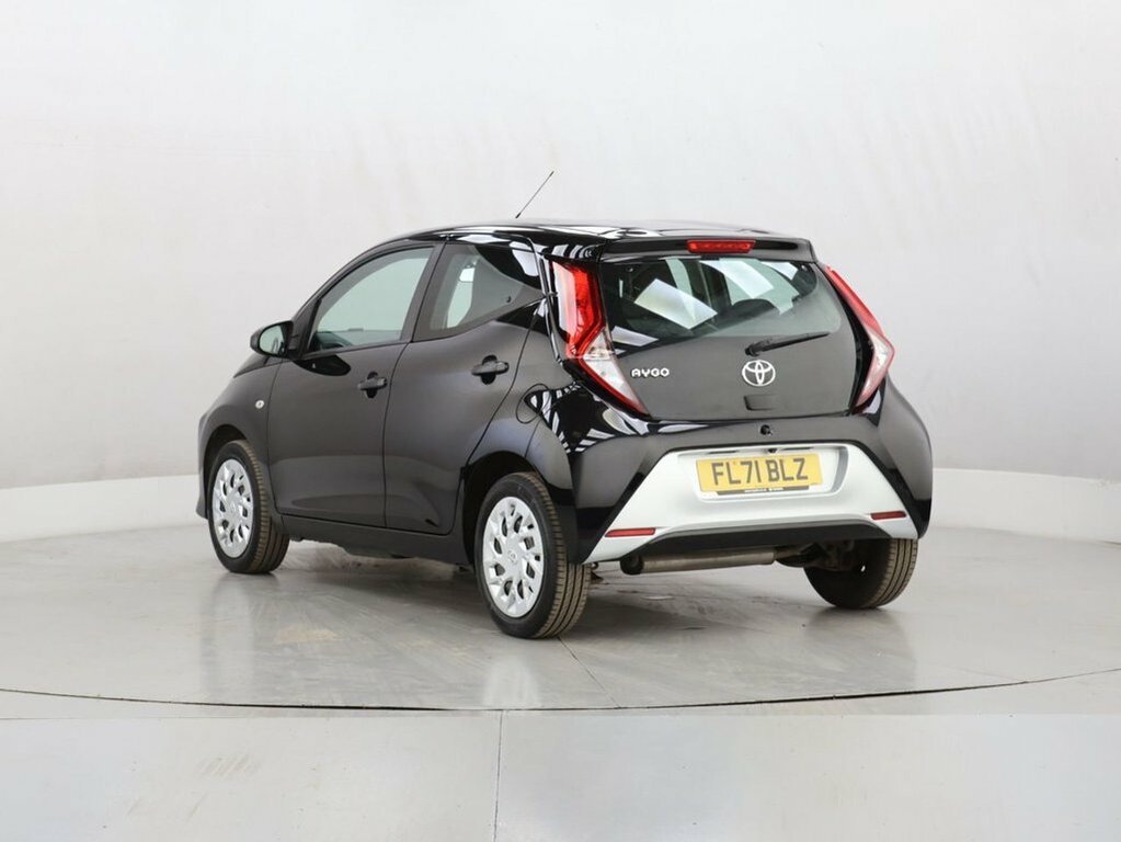 Toyota Aygo 1L X-play FL71BLZ Black #5