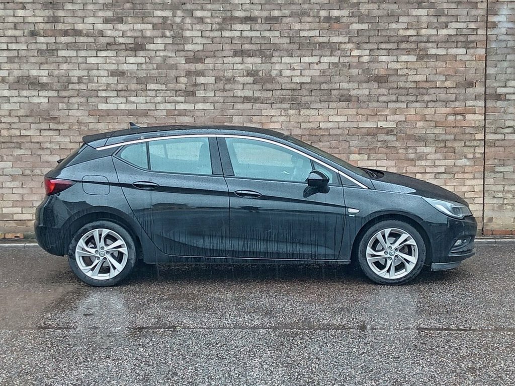 Vauxhall Astra 1L Sri Nav Black #2