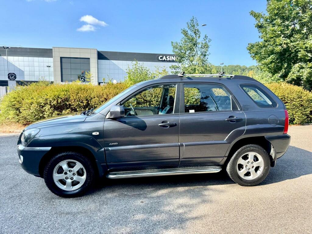Kia Sportage  Black #9