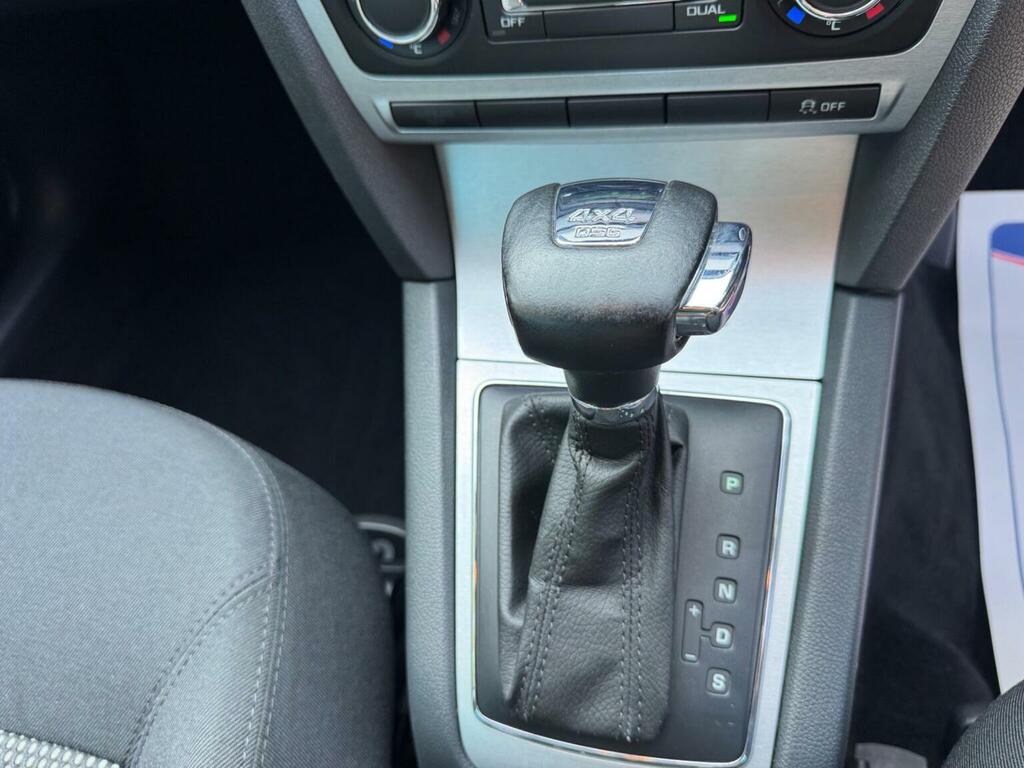 Skoda Octavia Hatchback Black #21