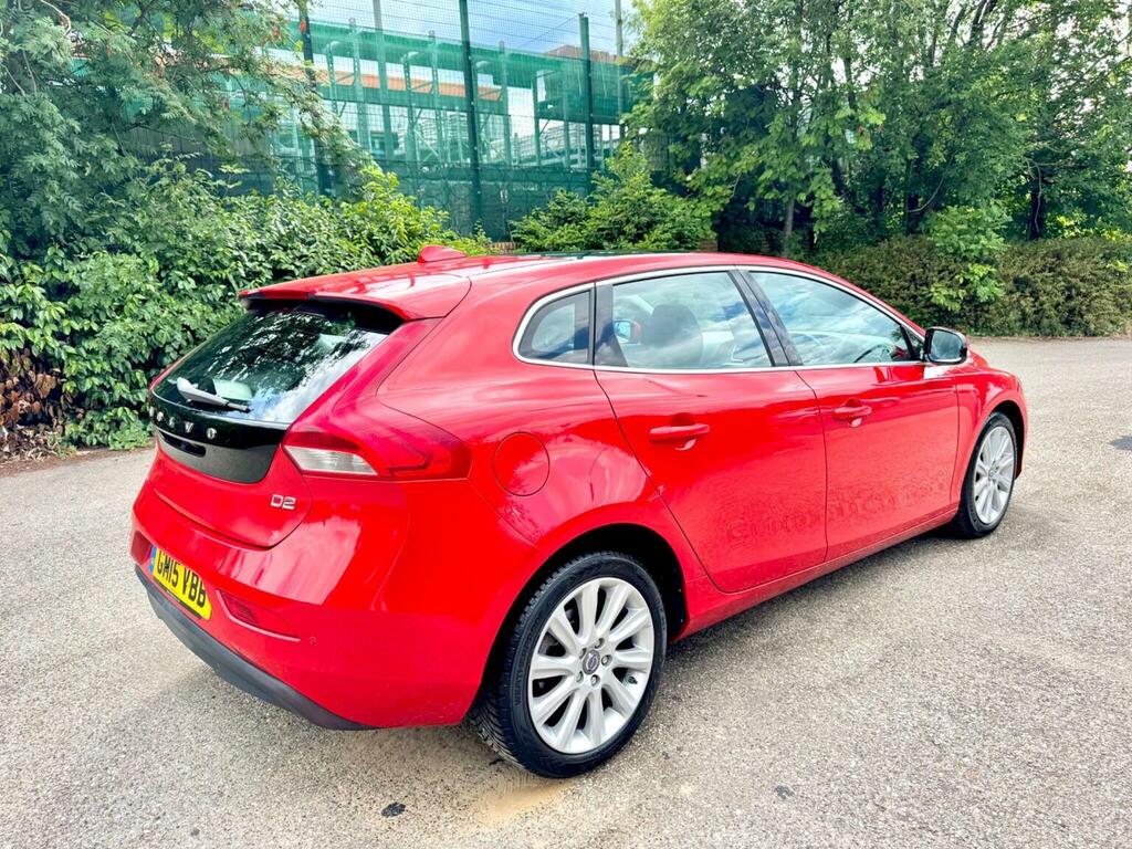 Volvo V40 1.6 D2 Se Lux Nav Powershift Euro 5 Ss Red #4