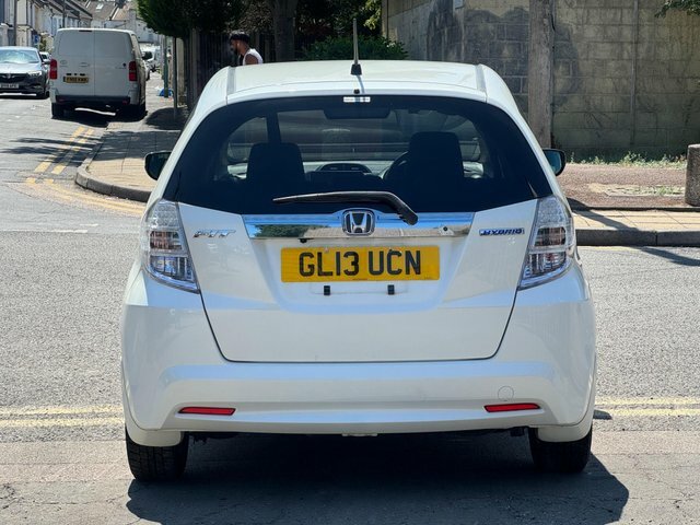 Honda Fit 1.3L Hydrid White #6