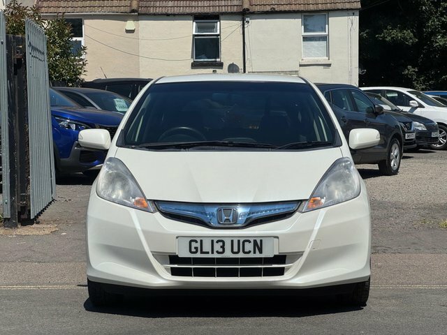 Honda Fit 1.3L Hydrid White #2
