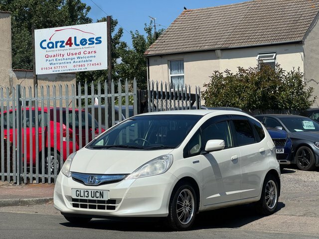 Honda Fit 1.3L Hydrid White #3
