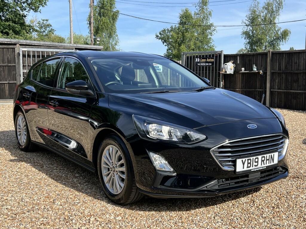Ford Focus 1.0 T Ecoboost Titanium Black