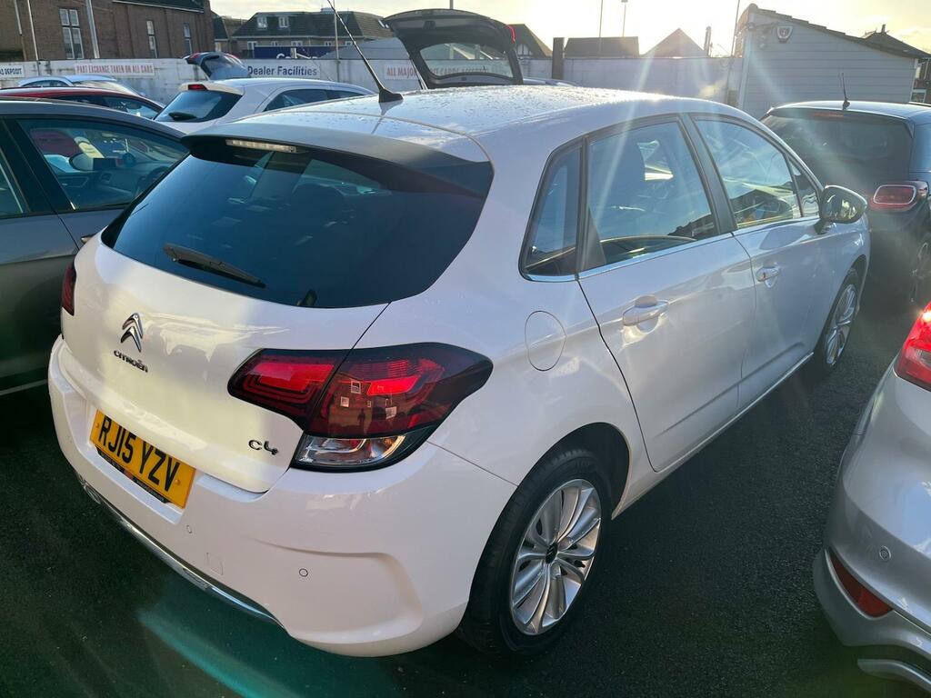 Citroen C4 1.6 Bluehdi Flair White #4