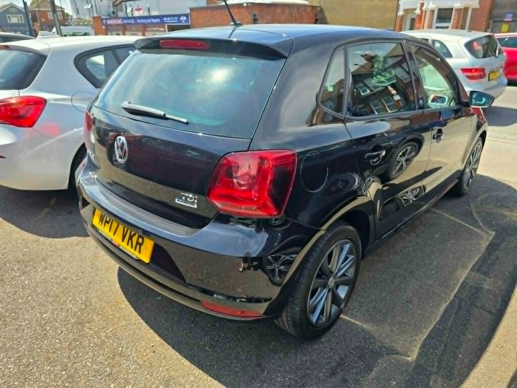 Volkswagen Polo 1.4 Tdi 75 Beats Black #4