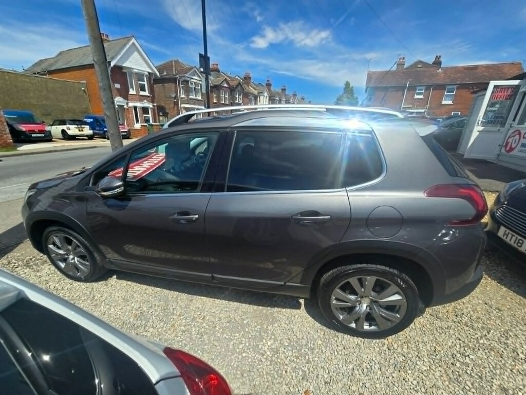 Peugeot 2008 1.2 Puretech 110 Allure Eat6 Grey #6