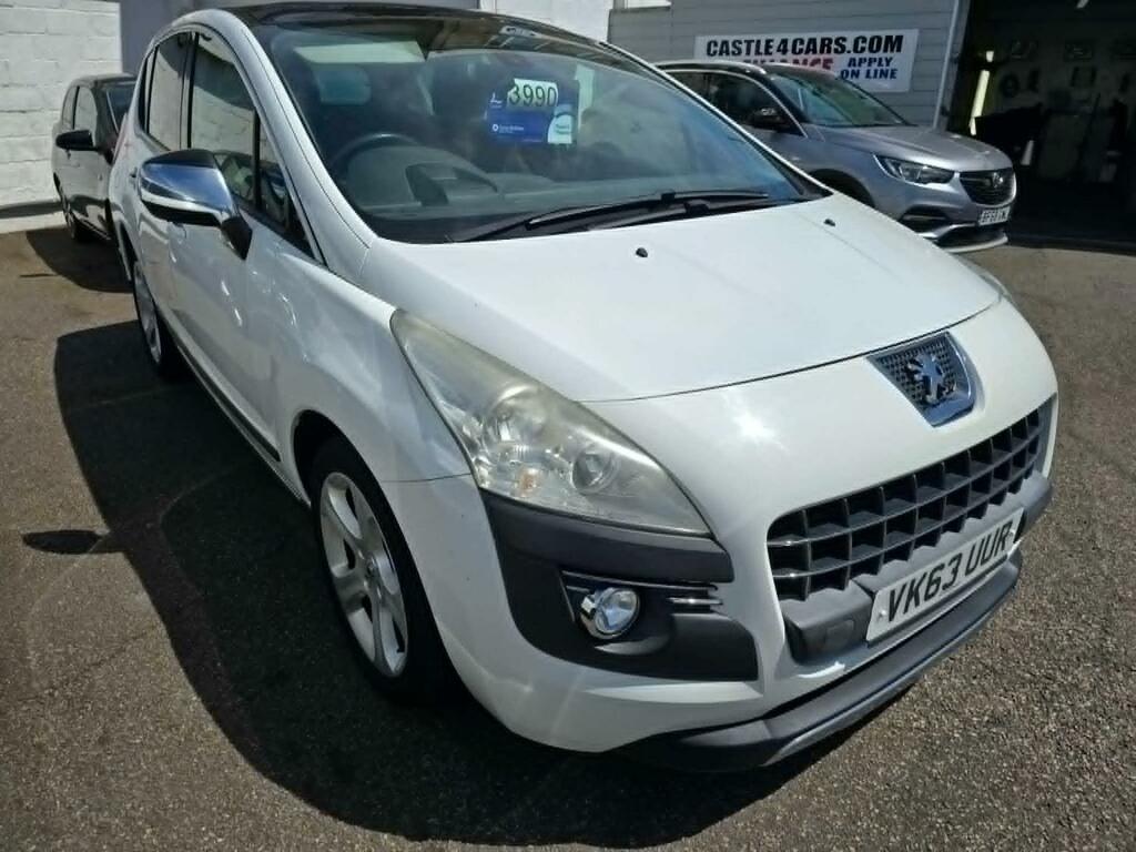 Peugeot 3008 1.6 Hdi 115 Allure White #6