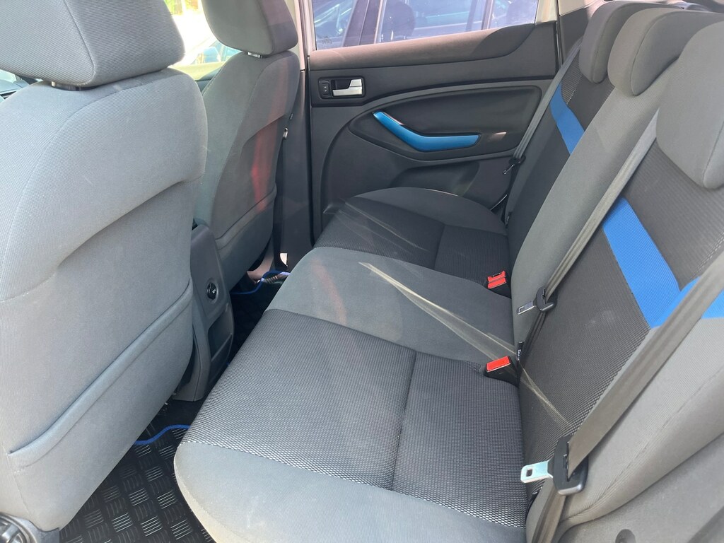 Ford Kuga  Red #10