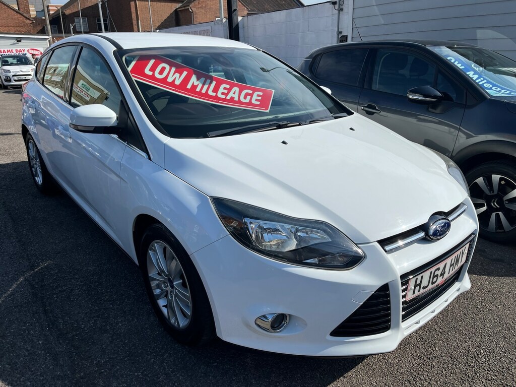 Ford Focus 1.0 125 Ecoboost Titanium Navigator White