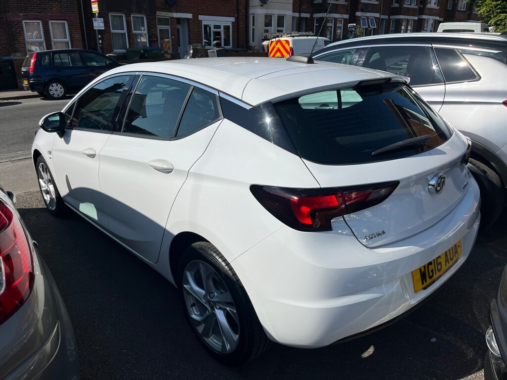 Vauxhall Astra 1.4T 16V 150 Sri White #6