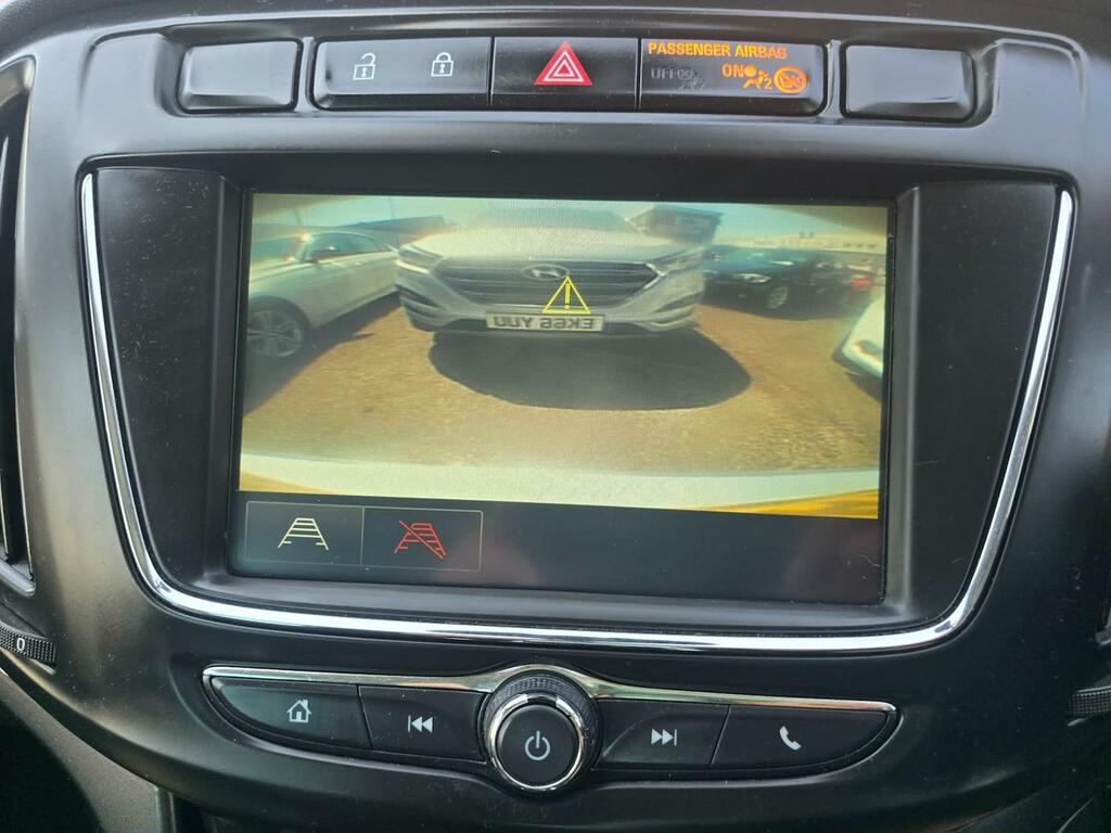 Vauxhall Zafira 1.4T Design  #17