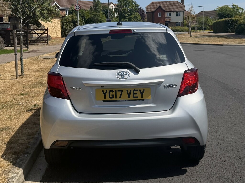 Toyota Yaris 1.3 Dual Vvt-i Icon 201717 YG17VEY Silver #5