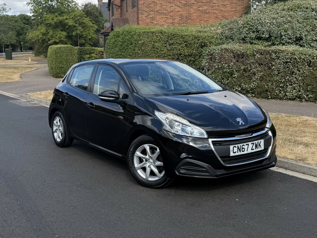 Peugeot 208 1.2 Puretech Active Black