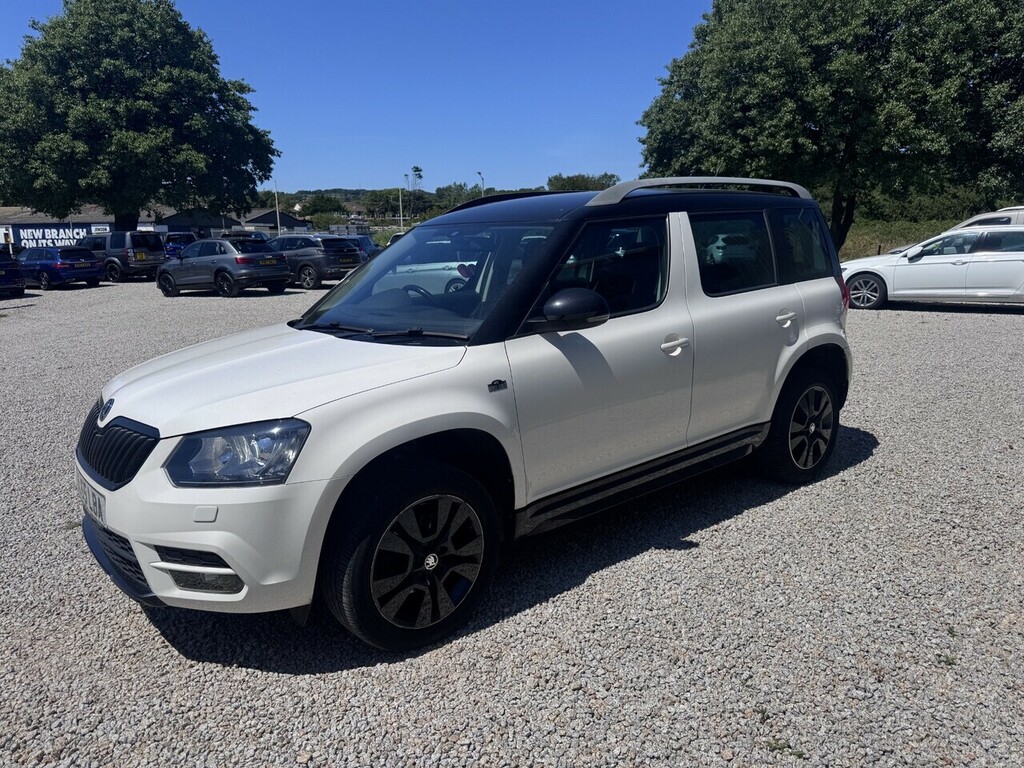 Skoda Yeti Tdi Monte Carlo White #6