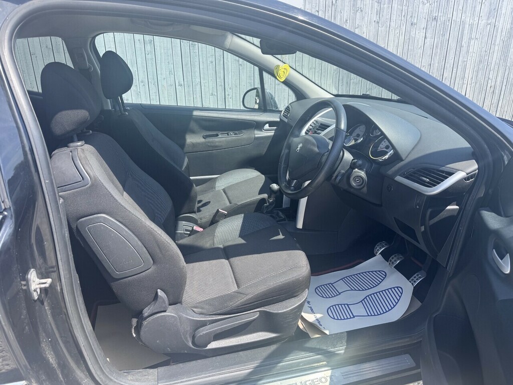Peugeot 207 Hdi Sportium Black #2