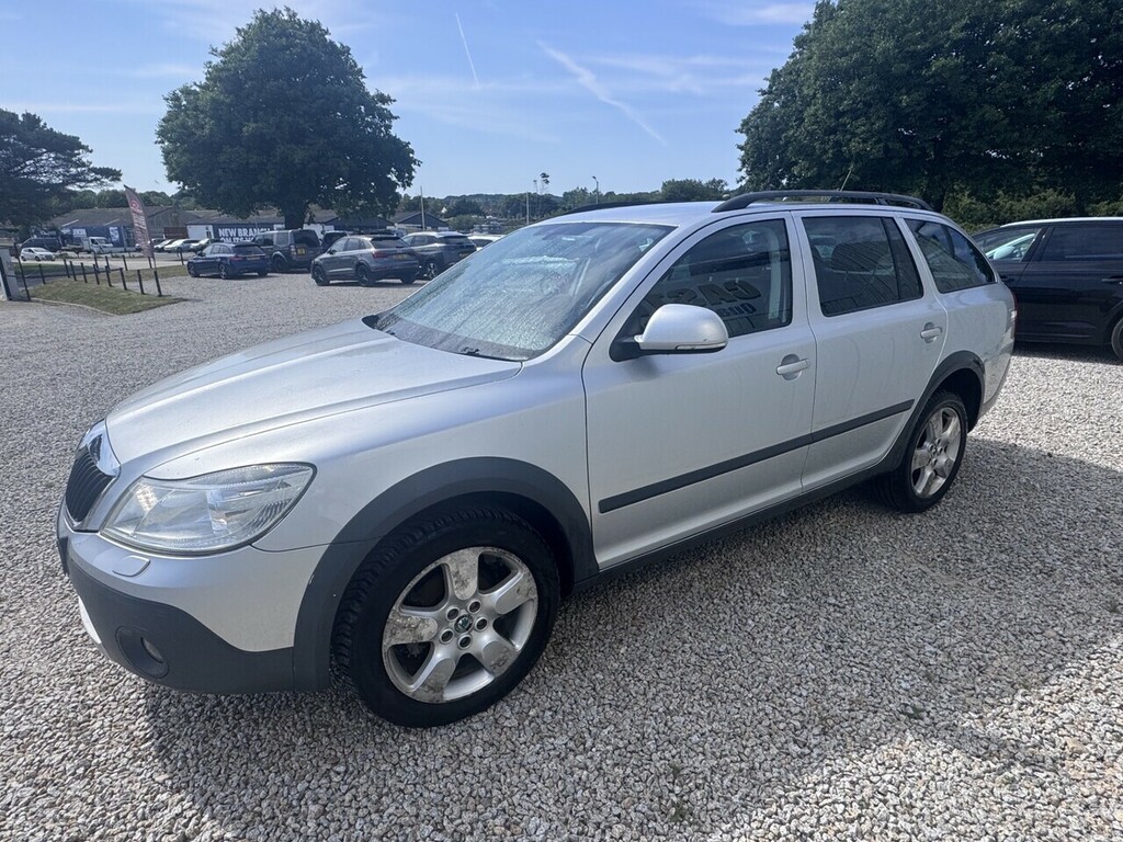 Skoda Octavia Estate 2.0 Tfsi Vrs Dsg Euro 5 201161 White #9
