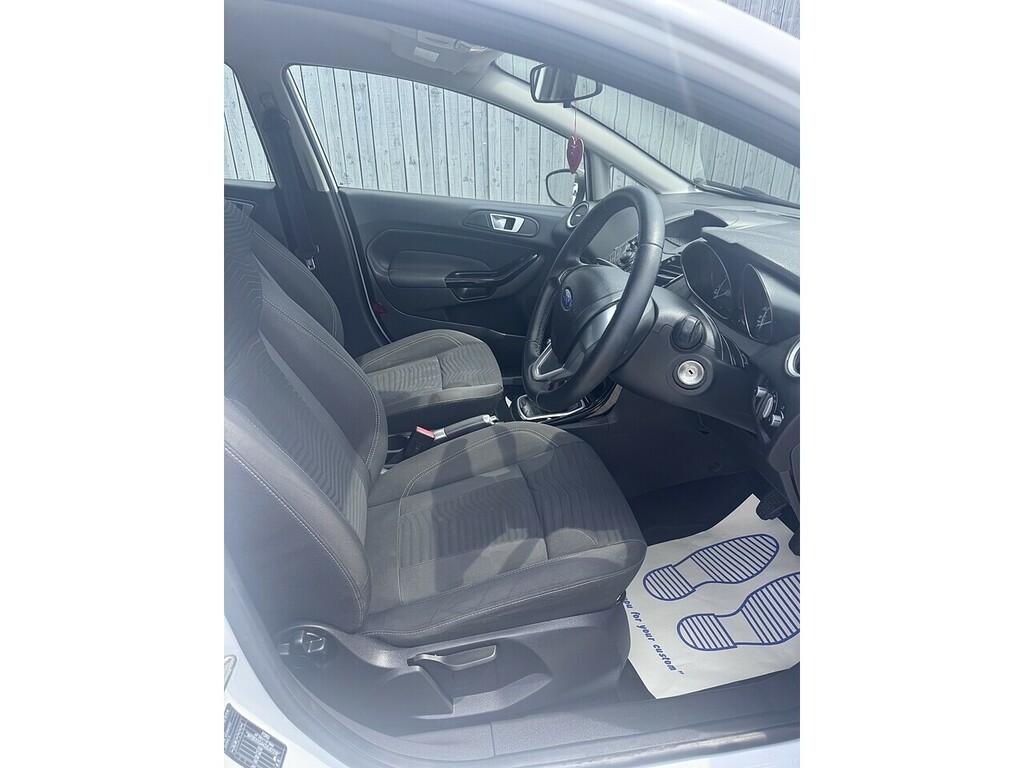 Ford Fiesta Zetec White