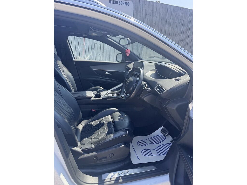 Peugeot 5008 Bluehdi Gt White #2
