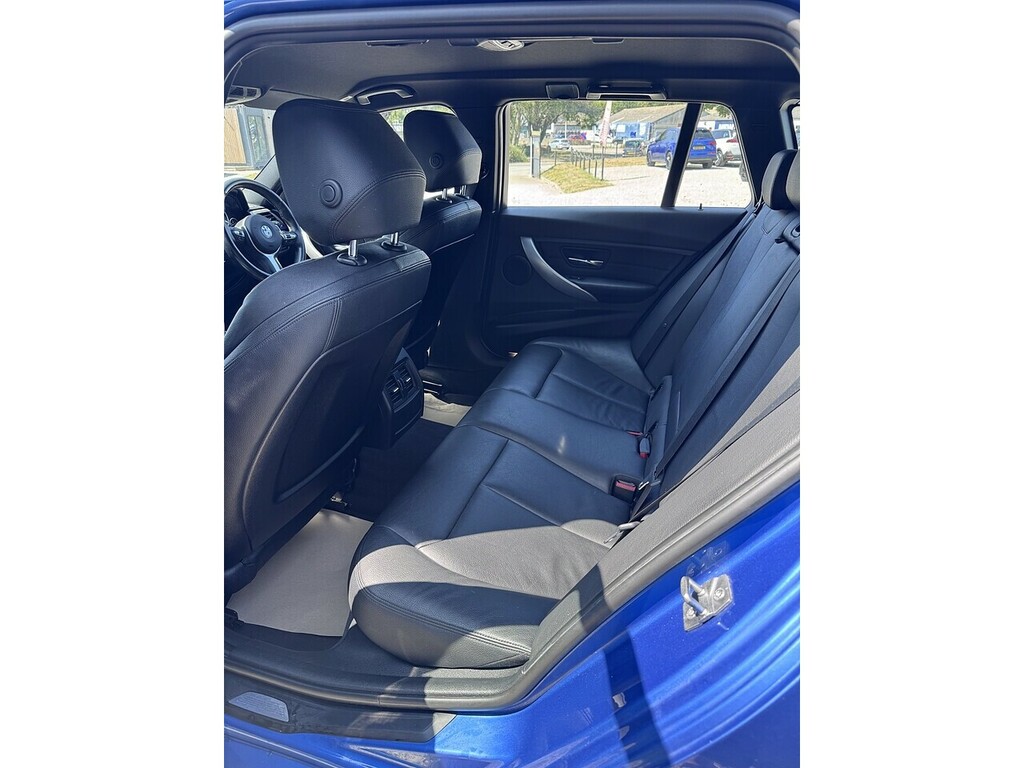 BMW 3 Series 330D M Sport WU63EHC Blue #5
