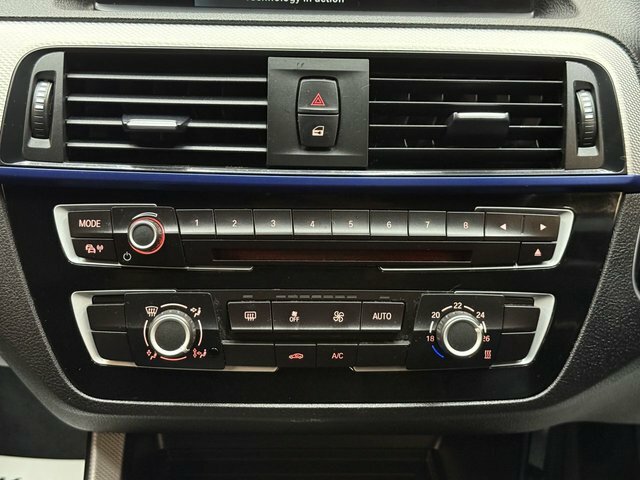 BMW 1 Series 118I 1.5 Se Business Navservotronic Black #28