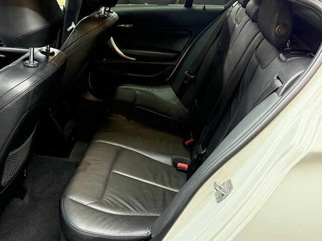 BMW 1 Series 118I 1.5 Se Business Navservotronic Black #20