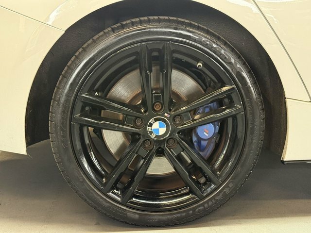 BMW 1 Series 118I 1.5 Se Business Navservotronic Black #43