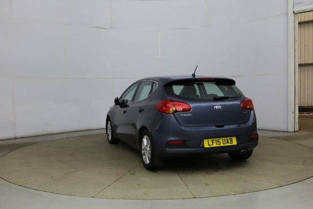 Kia Ceed 2015 1.6 Crdi 2 Hatchback Euro 5 Blue #4