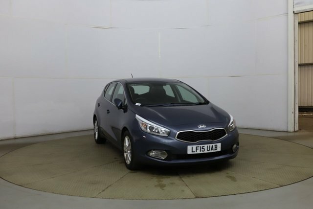 Kia Ceed 2015 1.6 Crdi 2 Hatchback Euro 5 Blue