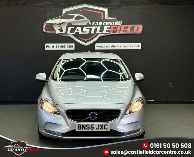 Volvo V40 2015 2.0 D2 Se Nav Hatchback Eur BN65JXC Silver #2