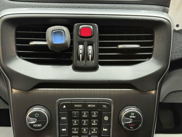 Volvo V40 D3 R-design Blue #24