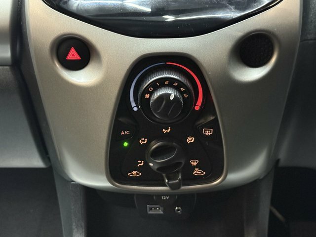 Citroen C1 Flair Puretech White #29