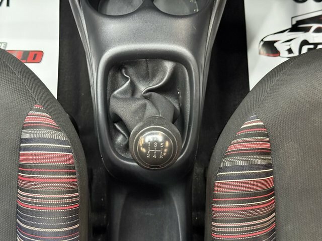 Citroen C1 Flair Puretech White #30