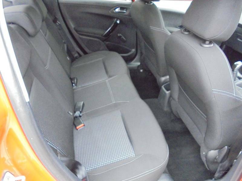 Peugeot 208 1.2 Puretech 82 Allure Orange #6