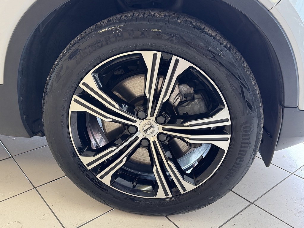 Volvo XC40 1.5 T3 163 Inscription Geartronic Red #41