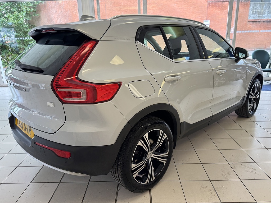 Volvo XC40 H T5 Twin Engine Inscription Pro U6452 Ulez Silver #2