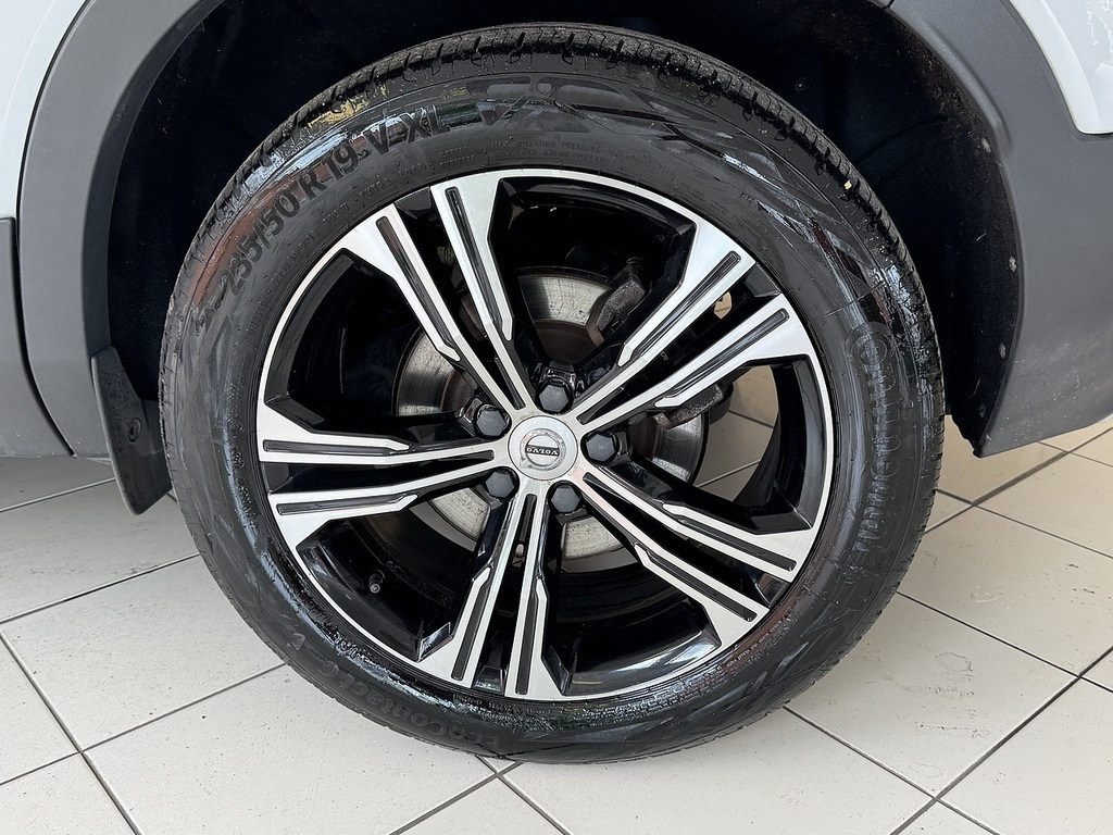 Volvo XC40 1.5 T3 163 Inscription Geartronic Red #39
