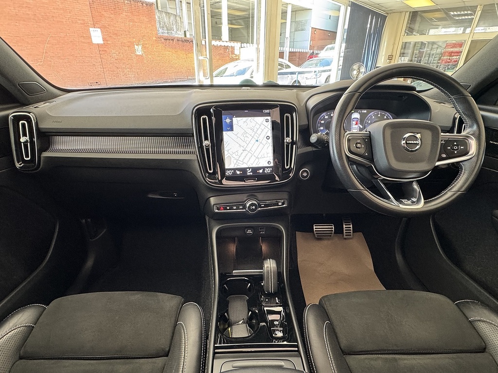 Volvo XC40 T4 R-design Pro U6393 Ulez Silver #3