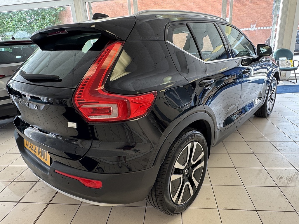Volvo XC40 H T4 Core U6457 Ulez Black