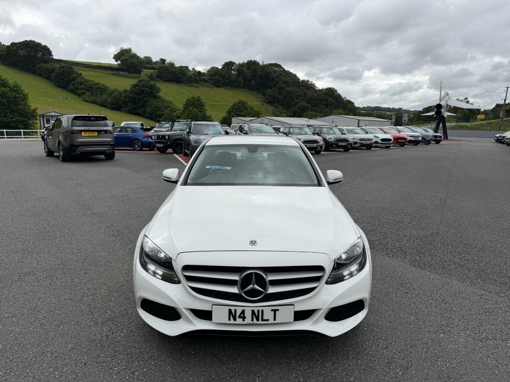 Mercedes-Benz C Class 2.1L Se White #2