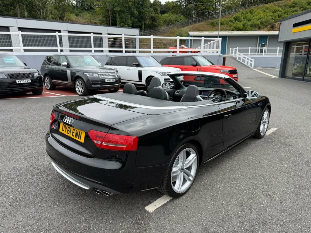 Audi S5 4.2L Null White #7