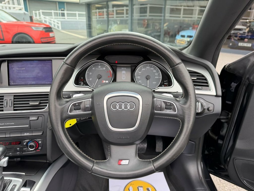 Audi S5 4.2L Null White #11