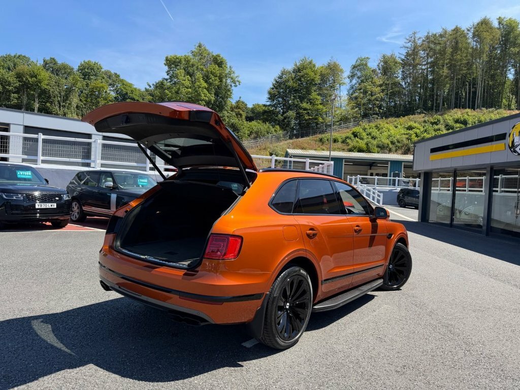 Bentley Bentayga 4.0 V8 Suv 4Wd Euro 6 Ss 550 P YG18ZWD White #12