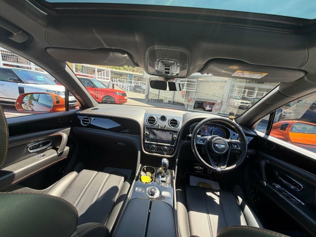 Bentley Bentayga 4.0 V8 Suv 4Wd Euro 6 Ss 550 P YG18ZWD White #11