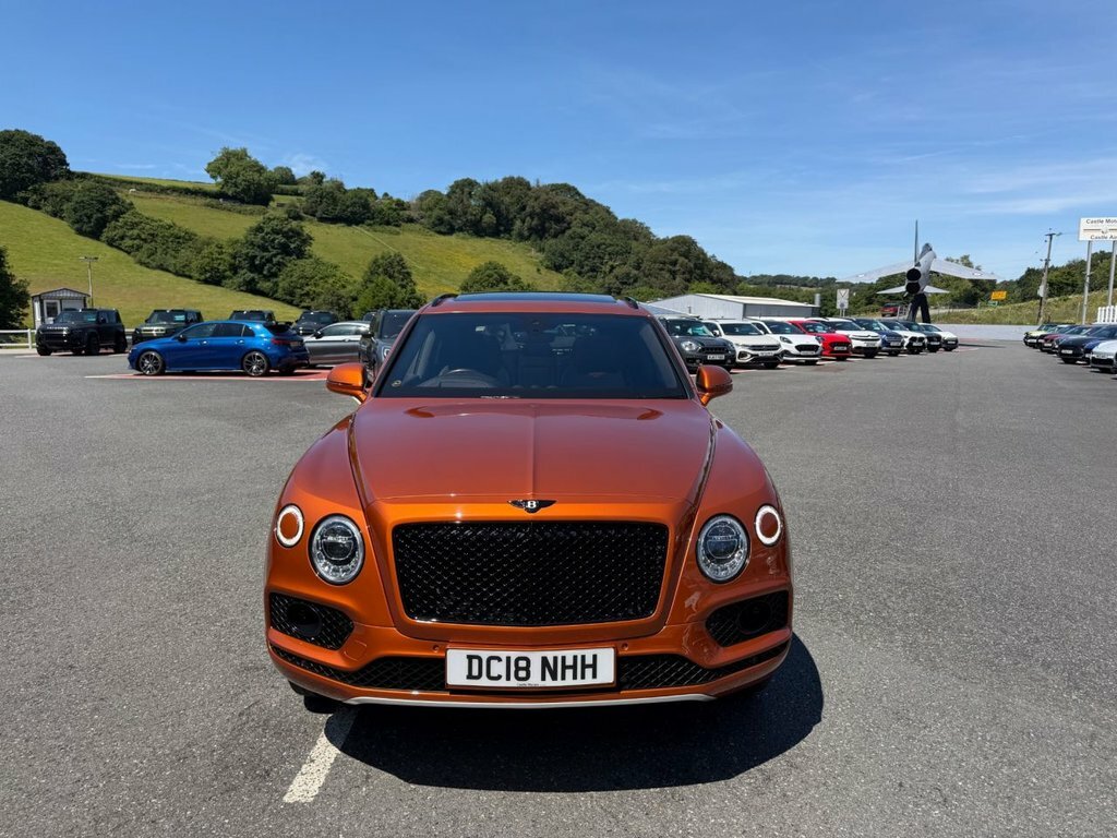 Bentley Bentayga Suv Orange