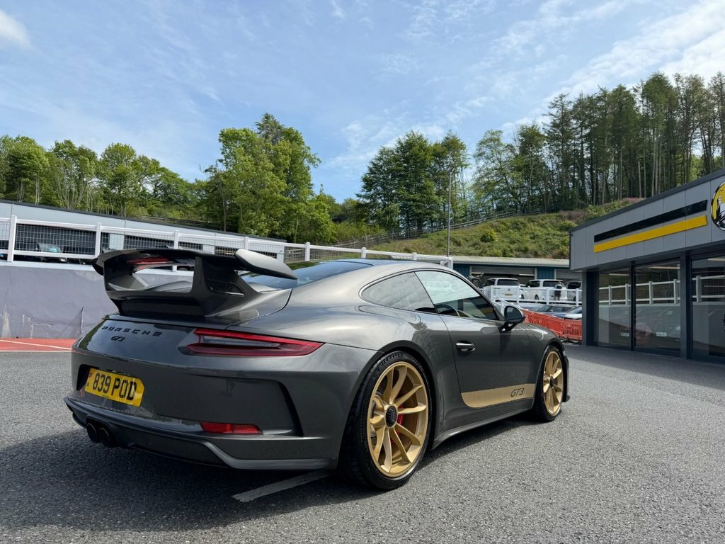 Porsche 911 Coupe Grey #6