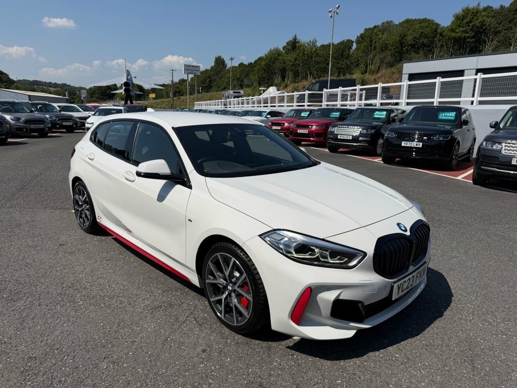BMW 1 Series Hatchback White